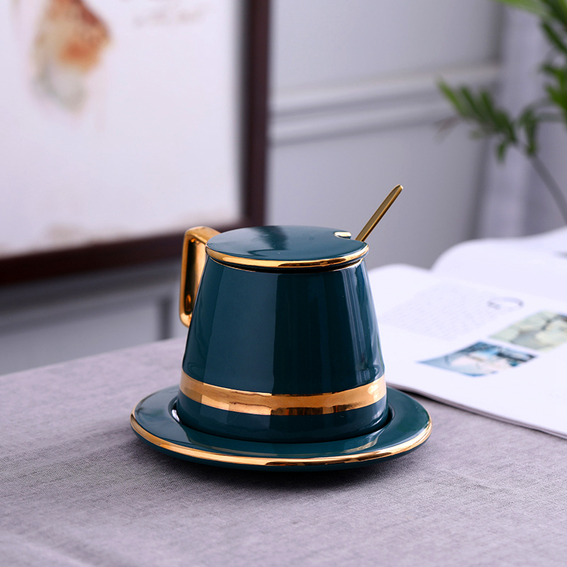 The coffee cups and saucers suit small European - style key-2 luxury spent household ceramics creative keller keller with spoon, cup men and women