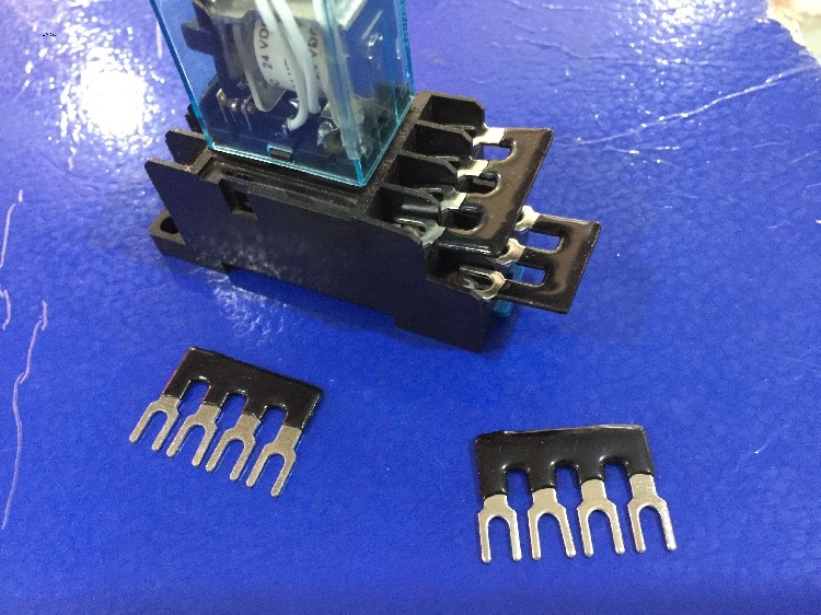 Small relay base connector 4P intermediate relay short connector 4 position relay base connector