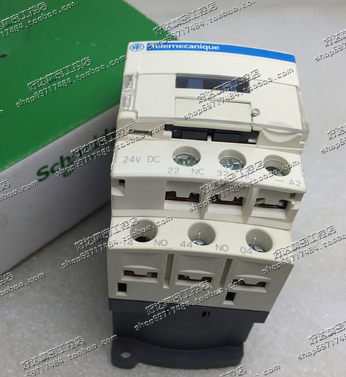Original fashion Schneider TE intermediate relay CAD32BD 24VDC spot brand new sales