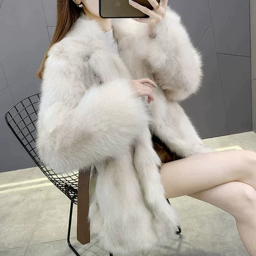 Прилидная бренда имитация Fox Fur Grass Jacket Женская мода модная мода Tide Новая взрывная мех интегрированная фракция для волос преодолена