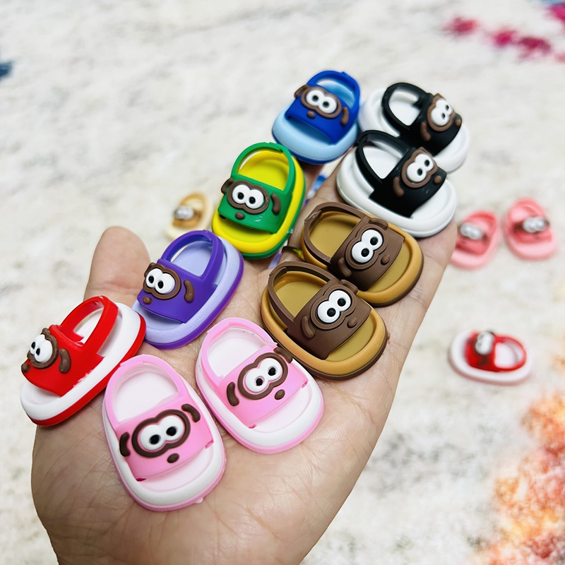 Toy Rag Doll Cute Eyes Slippers Plastic Soft Rubber Doll Shoes 3.5cm Easy to Wear Slippers