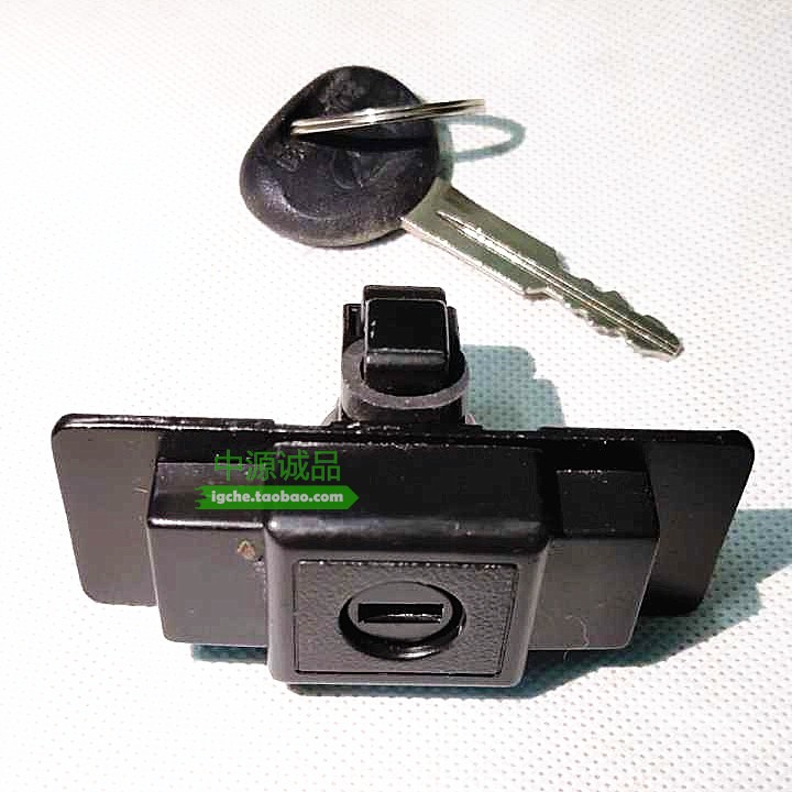 Toolbox lock adapts to Mitsubishi Cheetah Black Diamond Q6V31V32V33V43 instrument table sundries box lock cylinder