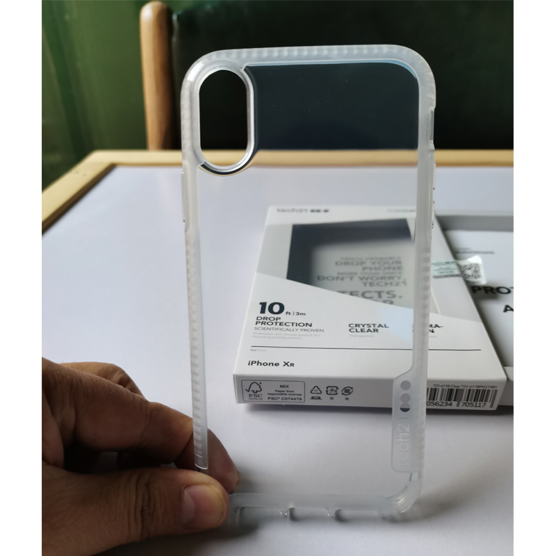 Tech21 Is Suitable for Apple iPhone Xr 6.1inch Simple and Popular Mobile Phone Case, All-Inclusive, Anti-Fall and Transparent
