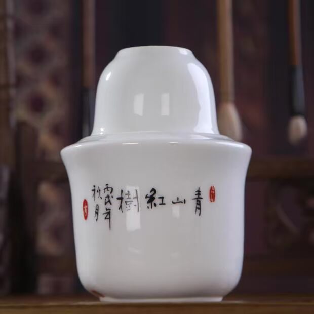 2 ly rượu ấm ấm gốm rượu vang nóng đặt hai ly rượu ấm ấm gốm sứ trắng ly vang