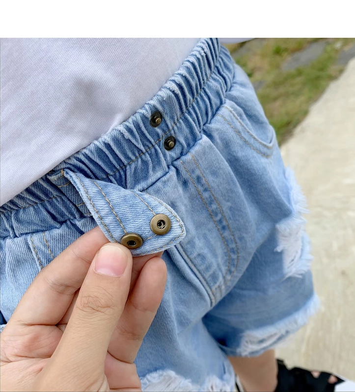 Chen Dazhu L của mẹ của trẻ em tùy chỉnh quần short denim rách vào mùa hè năm 2020 xu hướng quần âu kết hợp tất cả các bé trai mới - Quần jean