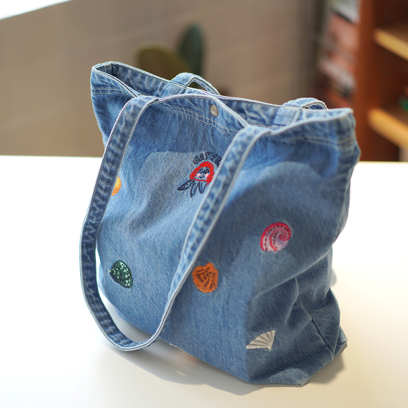 Cat West Original Hand-Painted Denim Bag Shoulder Bag Casual Tote Bag Embroidered Shell Octopus Cloth Bag