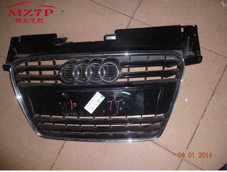 Xe thể thao Audi TT, lưới trước, xe phế liệu trong mạng, phụ tùng phế liệu nhập khẩu của Audi, phụ tùng ô tô và phụ kiện phụ kiện ô tô innova