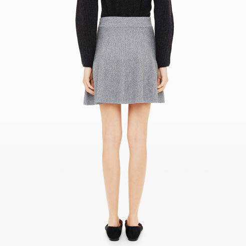 Club Monaco推出新年中国独家限量款 - 动态 -