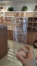 Напитков упаковки 新700ml吸塑杯一箱（13g/个，1000个/箱） 13g/1000