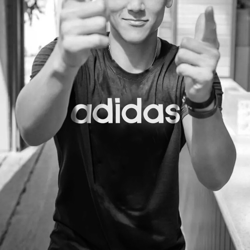 Adidas nam tay ngắn 2019 xuân mới đích thực áo thun thể thao và thoải mái nửa vòng tay thoáng khí - Áo phông thể thao áo thun reebok nam