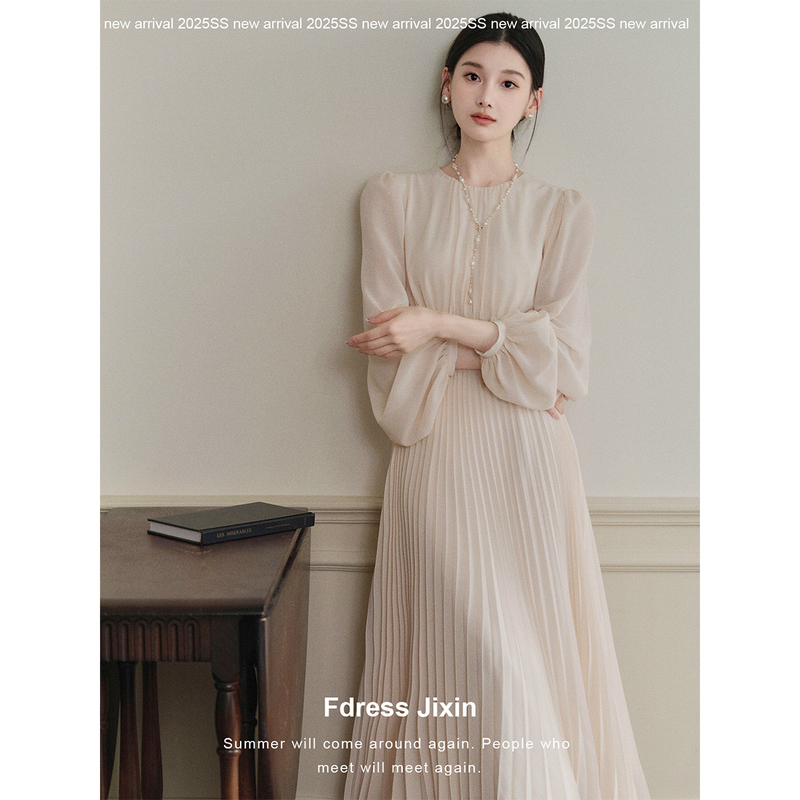 Send a Letter: French Retro Long-Sleeved Dress with a Waist-Cinching Design, Slimming and Elegant, Lantern Sleeves, Pleated Long Skirt Send a Letter: French Retro Long-Sleeved Dress with a Waist-Cinching Design, Slimming and Elegant, Lantern Sleeves, Pleated Long Skirt