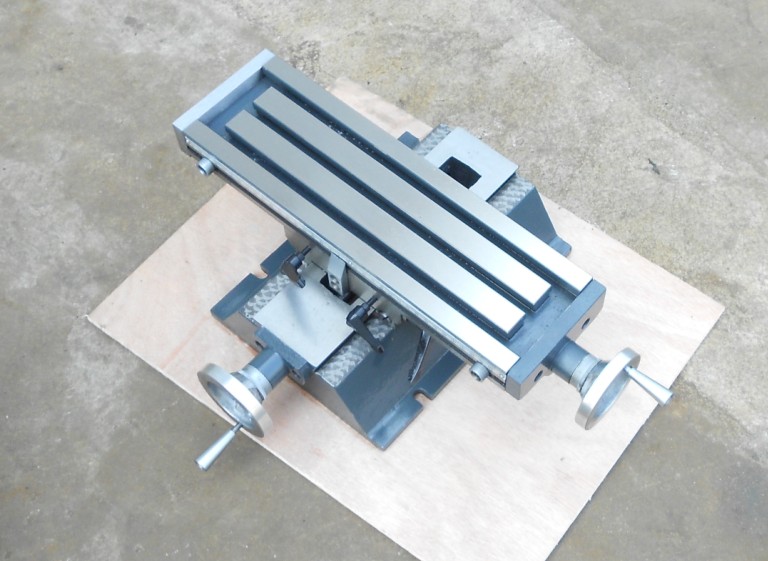 (Libo machine tool) BF16 Precision bench drilling milling machine Cross bench 400 * 120