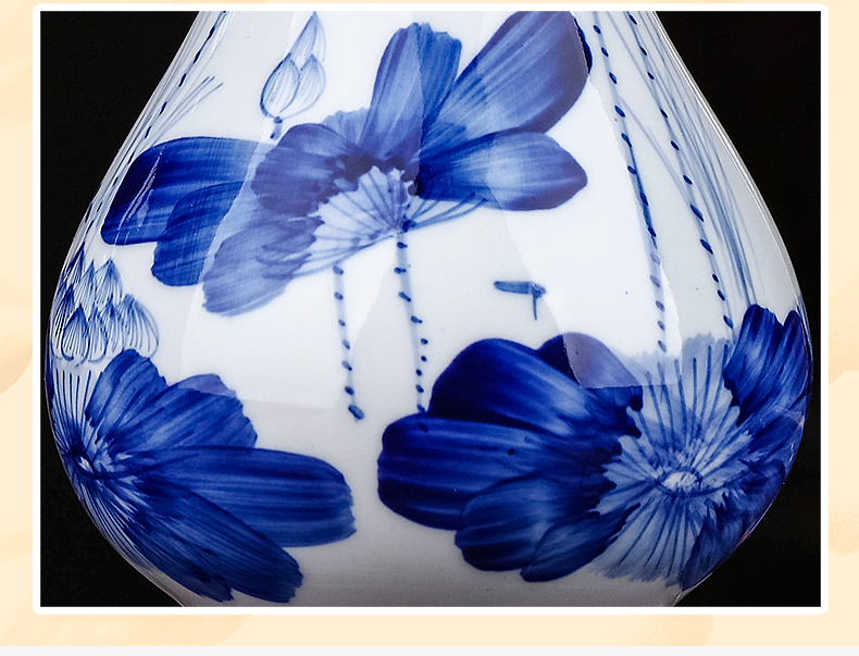 Jingdezhen ceramics hand - made of blue and white porcelain vase furnishing articles sitting room of the new Chinese style household flower arranging TV ark, adornment