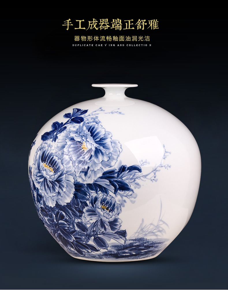 Jingdezhen ceramics by hand draw Chinese blue and white porcelain vase sitting room home TV ark adornment furnishing articles