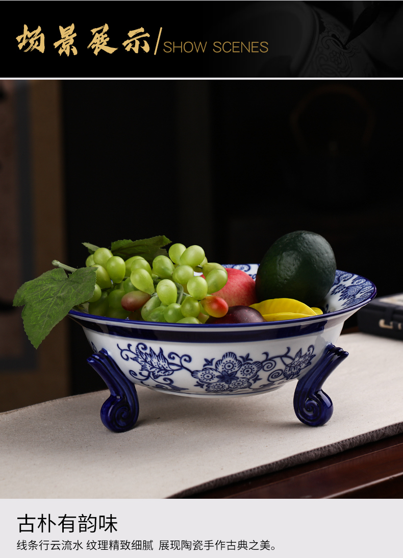 Blue and white porcelain of jingdezhen ceramics fruit bowl furnishing articles creative Chinese style household snack plate of the sitting room tea table dry fruit tray