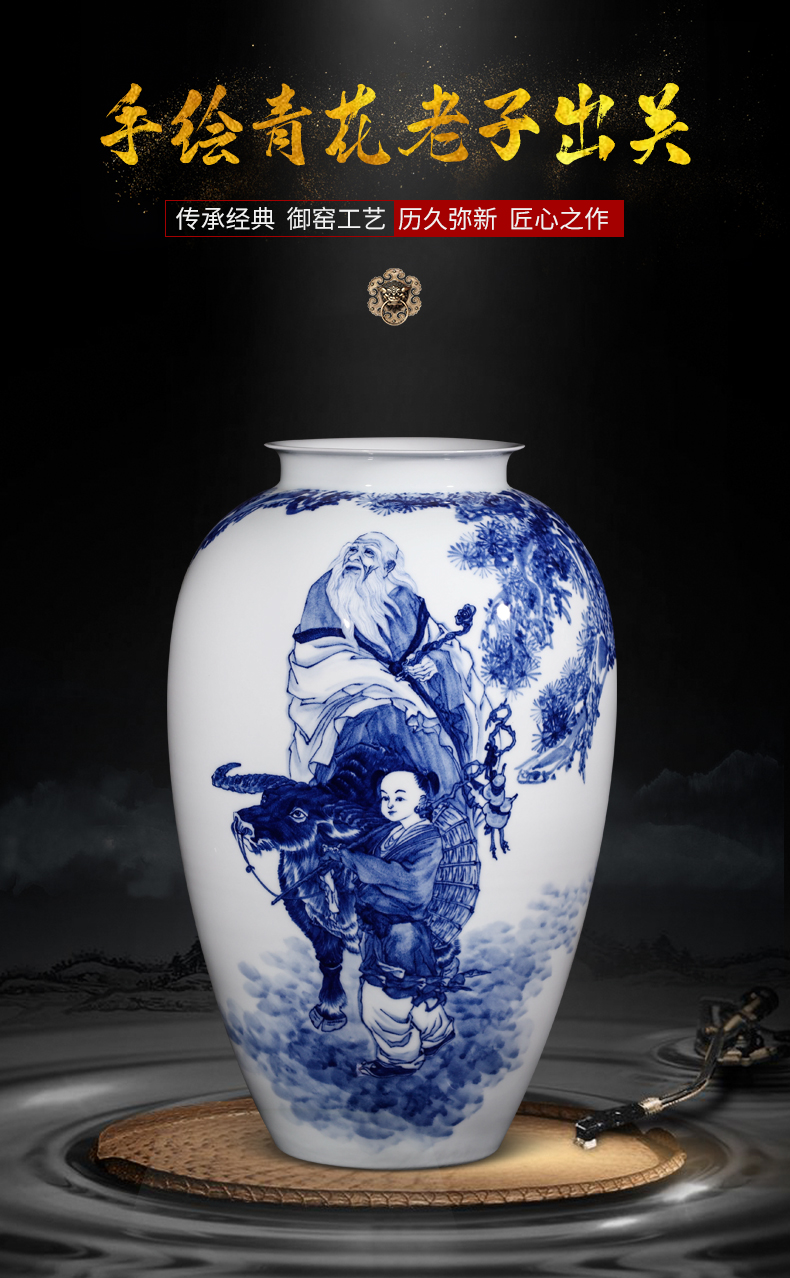 Jingdezhen ceramics famous hand - made furnishing articles dried flower arranging flowers sitting room of Chinese style household adornment blue and white porcelain vase