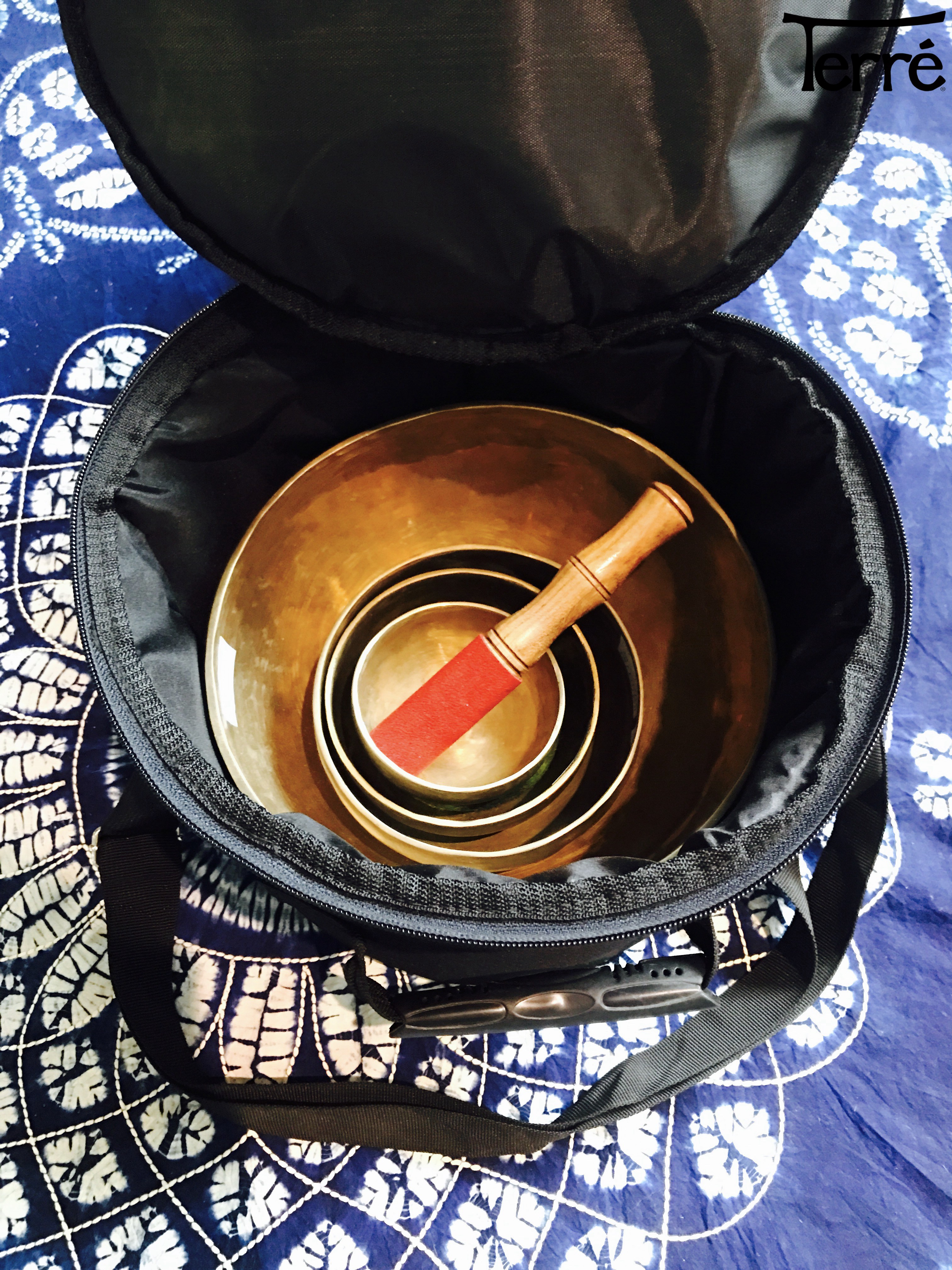 Derreterre songbowl bag Crystal bowl bag singing bowl professional grade thickened imported adaptation