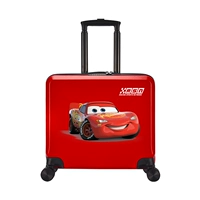 Красный гоночный автомобиль для мальчиков