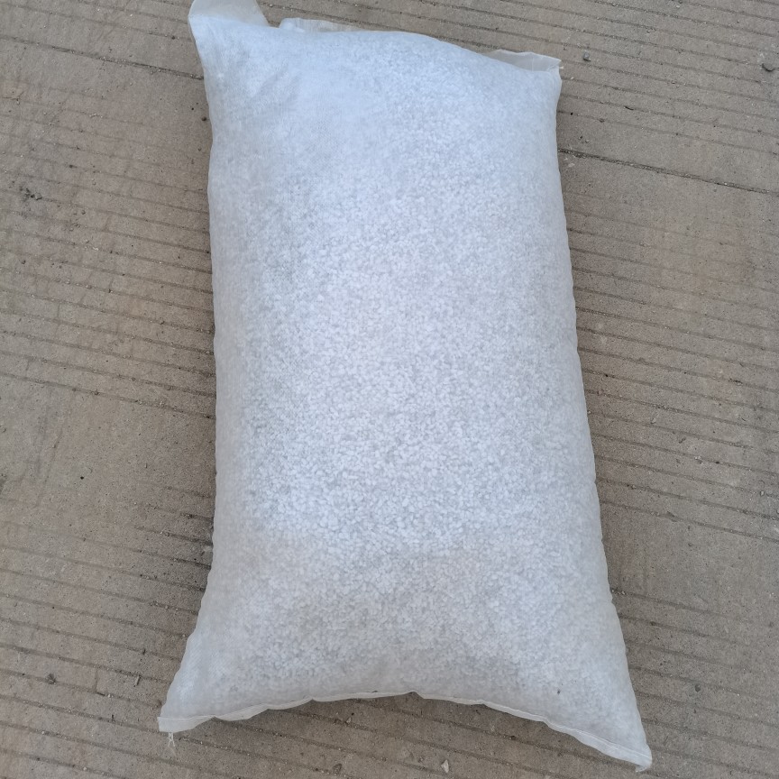 The whole bag of perlite 60-80l quality is excellent, vegetables and flowers nutrient soil with less impurities and quality assurance 5