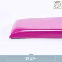 Роза красная