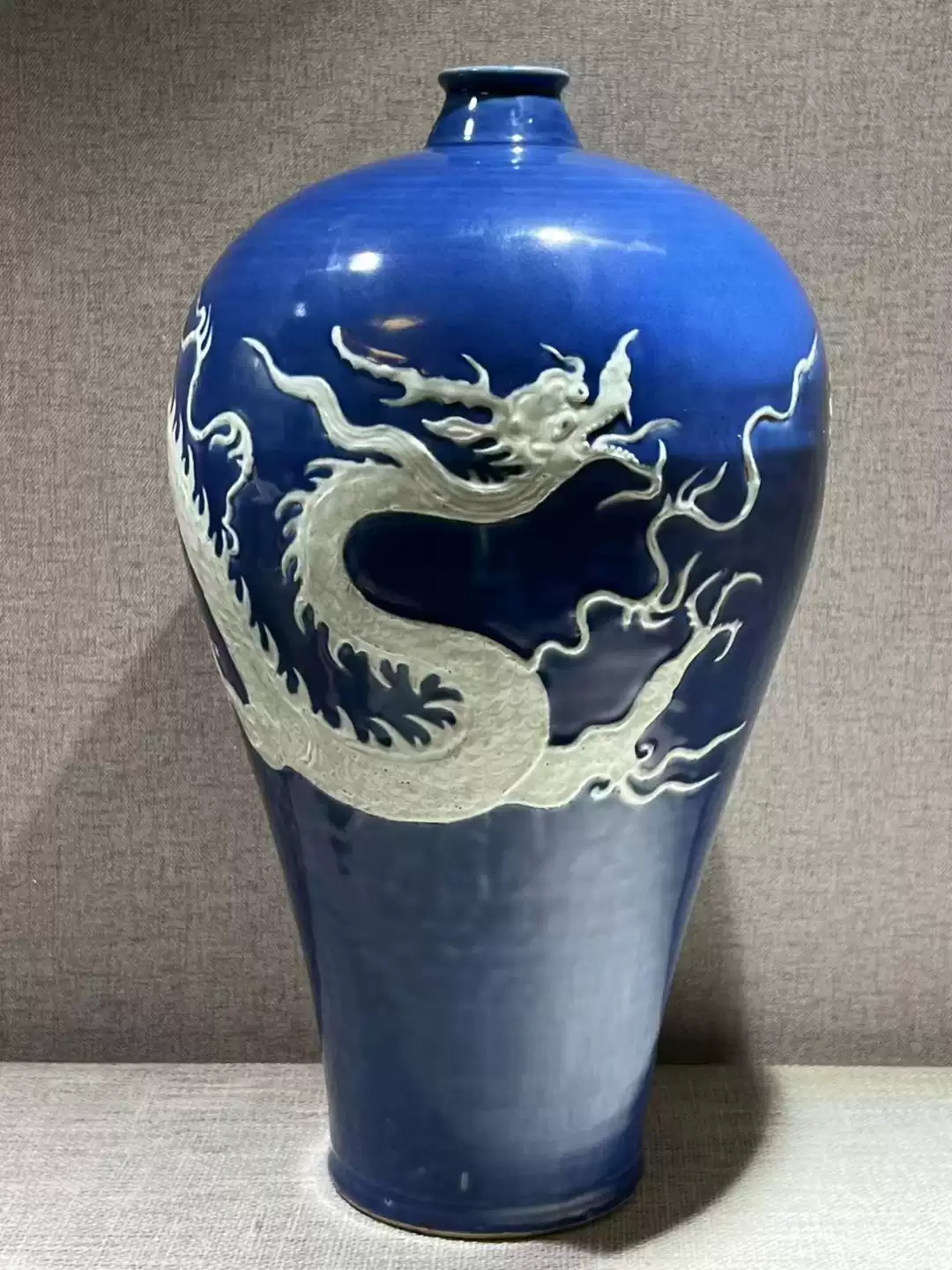 明永乐青花留白暗刻海水龙纹天球瓶-淘宝Taobao | 天猫Tmall