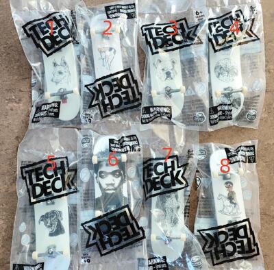 Tech Deck Professional finger skateboard Fingertip sports flip TEAM Original TD sealed bag packaging, black and white color series