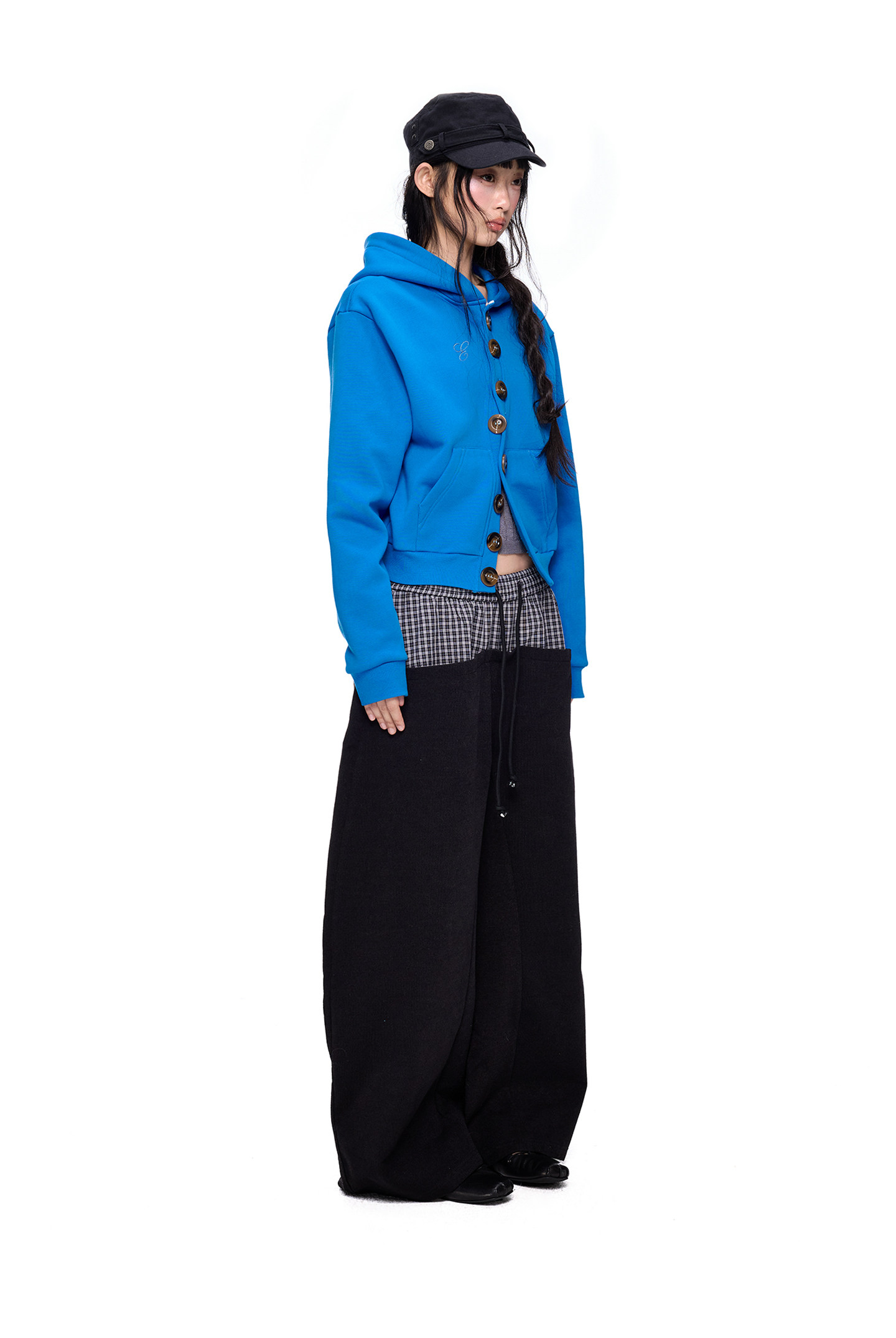 EZEK Multi-Button Embroidered Cropped Hoodie