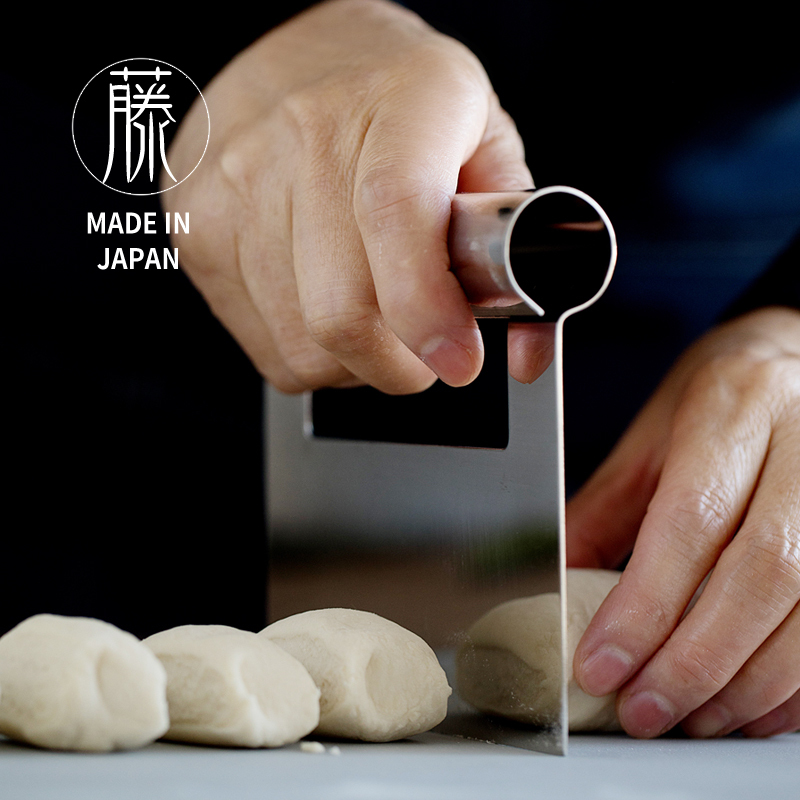 Japanese Imported Aizawa Kobo Stainless Steel Dough Cutter Scraper for Cakes, Butter, Rice Rolls, Nougat Cutter Japanese Imported Aizawa Kobo Stainless Steel Dough Cutter Scraper for Cakes, Butter, Rice Rolls, Nougat Cutter