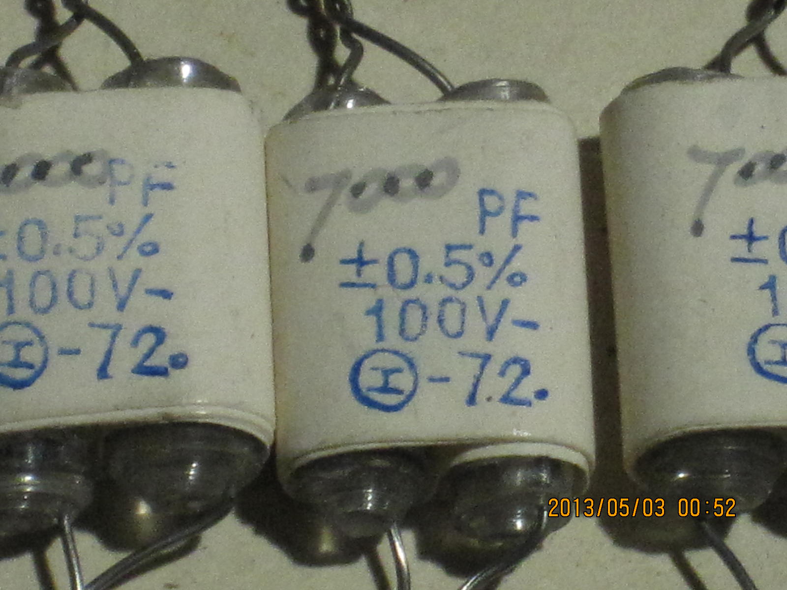 In the 1970s, military industry, high-precision, five-thousandths, polystyrene capacitors, 7000PF 100V