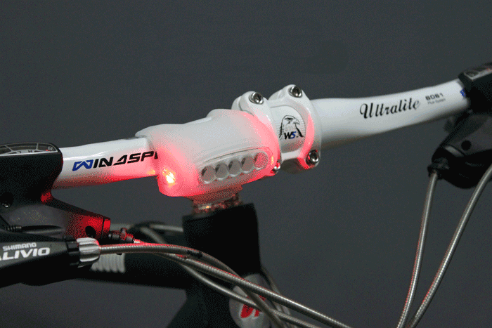 Lumière vélo - Ref 2398396 Image 63