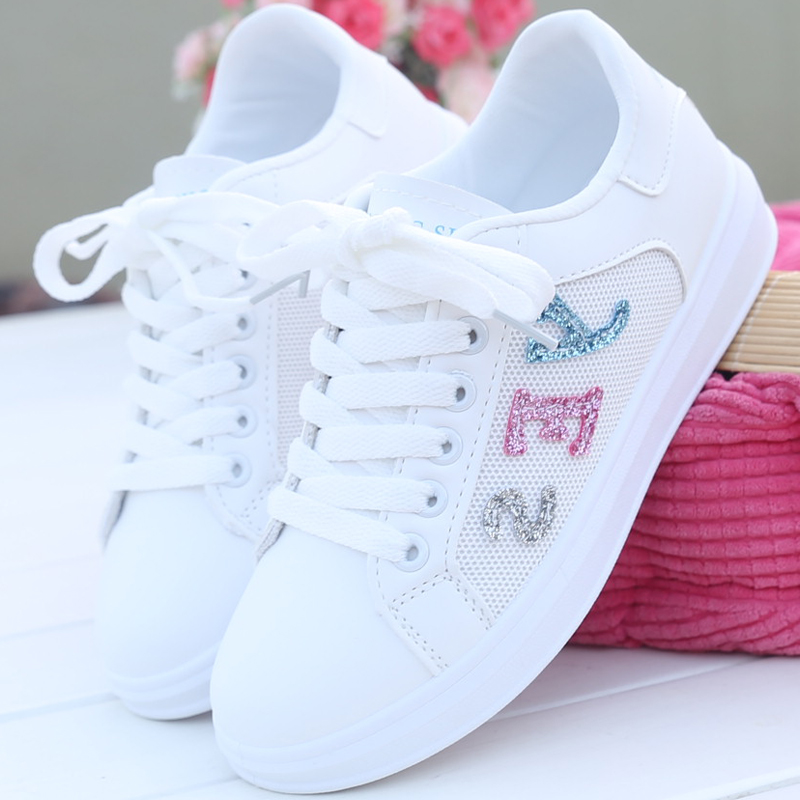 Small white shoes female 2018 autumn new wild casual shoes breathable Korean student shoes Ins sports shoes flat bottom
