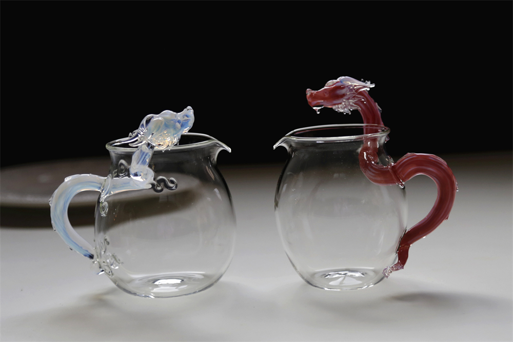 Ice Fire Inn Original Handmade Glass Inflammatory Dragon Justice Cup Sub-Tea Instrumental-Taobao