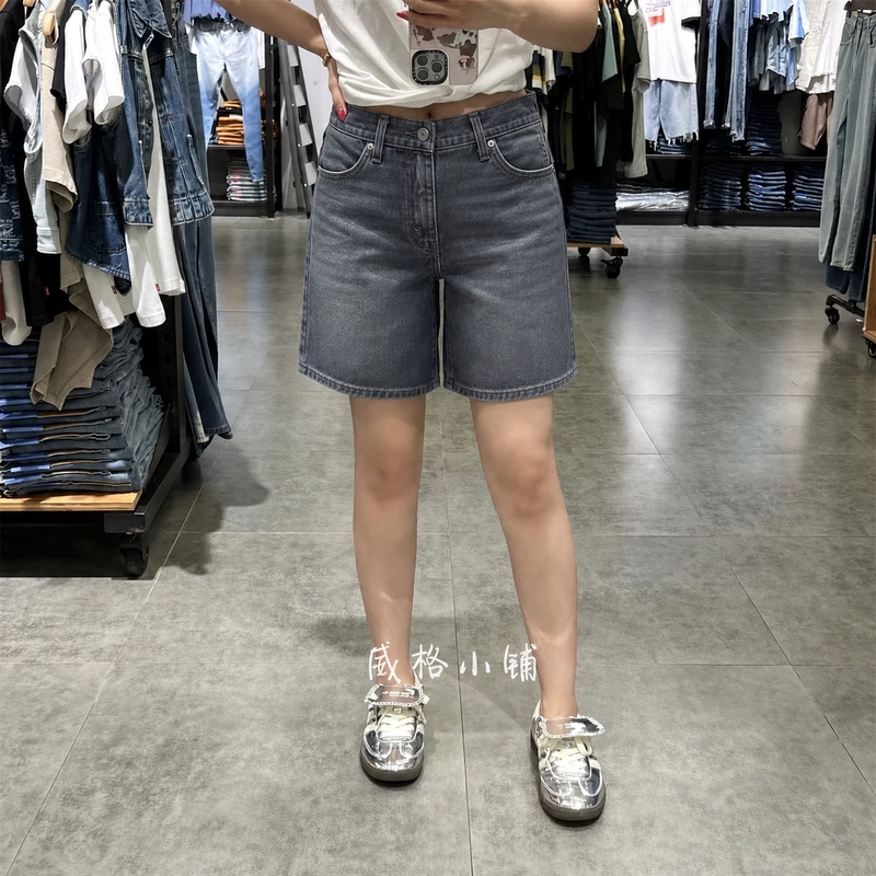 Levis Baggy Mid-Waist Loose Straight Denim Shorts for Women 001Jo-0026