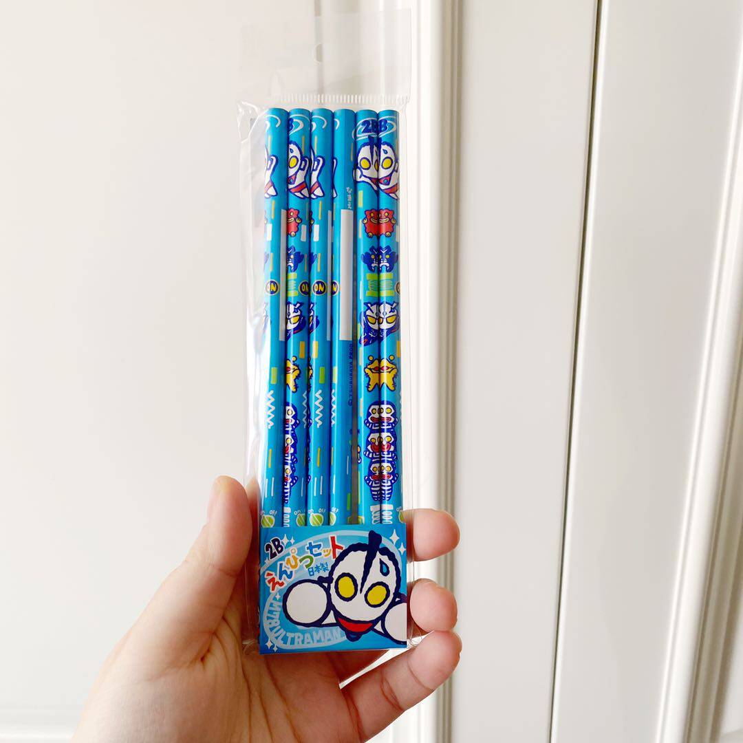 Japan procurement Ultraman M78 procurement student children's drawing and writing pencil set 6 into 2B