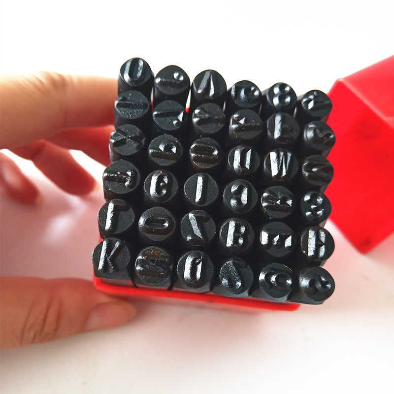 Manufacturers supply numbers, English letters, letters, letters, punches, 36pcs6mm steel numbers, steel letters, steel letters