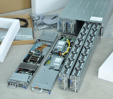 Сервер 特价电询dell戴尔存储服务器4u 48盘/64盘阵列柜/双路xeon/双万兆