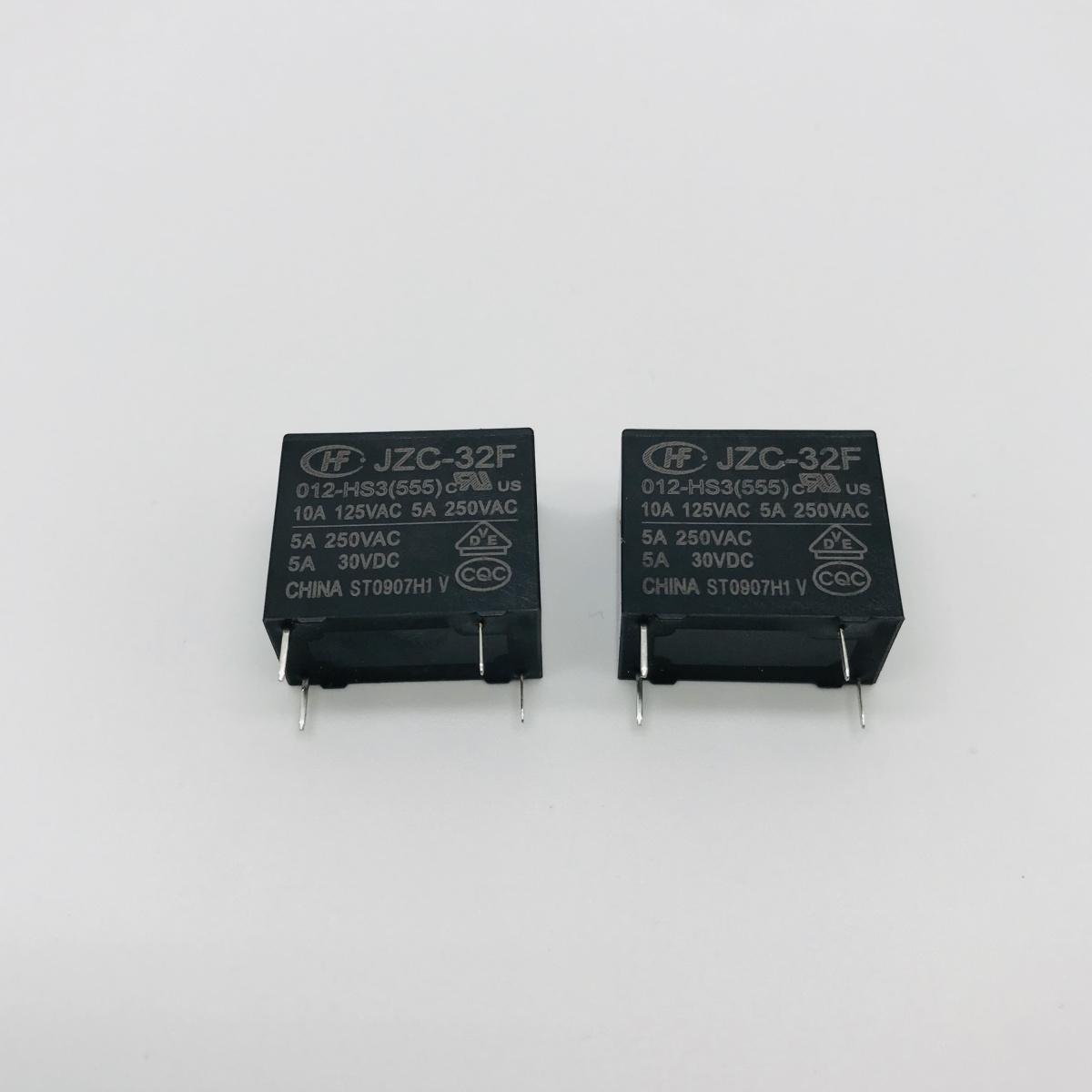 JZC-32F-012-HS3(555) Macro Relay HF32F-012-HS3(555)4-pin normally open 5A