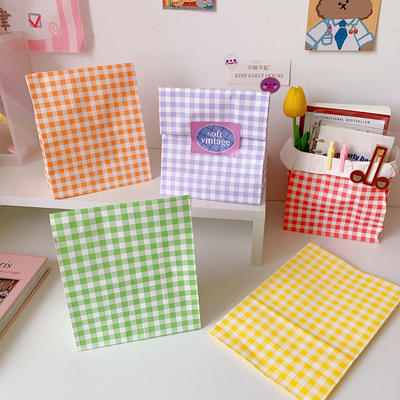 Ins-style colorful checkered packaging bags, kraft paper bags, gift small gift paper bags, cute storage and organization bags