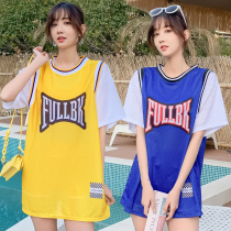 Sports style swimsuit female student split three-piece short-sleeved girl beach vacation gathering thin conservative swimsuit