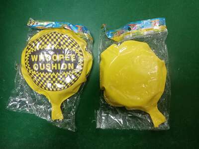 # HENRY Whoopee 3 fart pads HORRID Henry whoopee Cushion