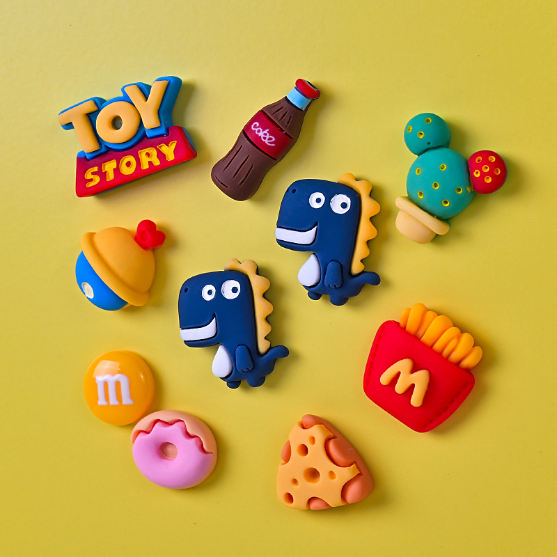 Water Cup stickers cute stereo stickers cartoon anime kettle mobile phone decoration no trace adhesive stickers Glass stickers waterproof