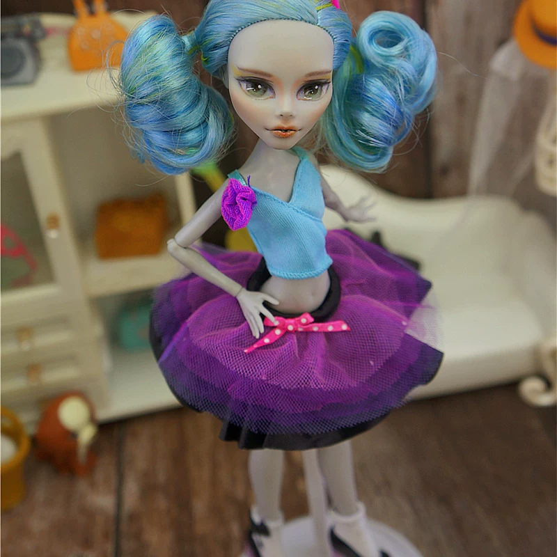 Одежда для кукол (Monster High) третья волна — одиночные костюмы, разные цвета