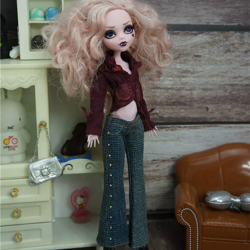 Одежда для кукол (Monster High) третья волна — одиночные костюмы, разные цвета