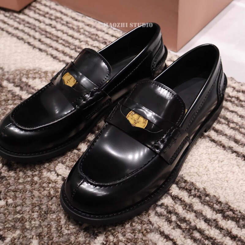 Unparalleled Miao-Style Logo Embellished Glossy Loafers, Slip-On Gold Coin Black Leather Shoes, Casual Flat Shoes