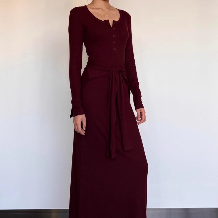 175cm Tall Long Red Korean-Style Long-Sleeve Tie-Up Dress for Autumn and Winter, Extra-Long, Waist-Cinching, Draping, Floor-Length Gown