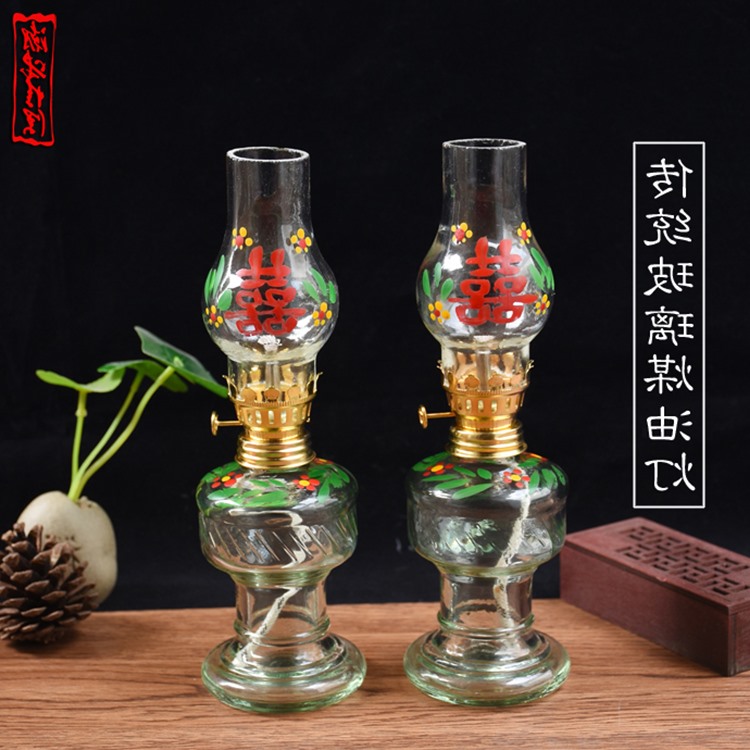 New Chaoshan Baishan's old lord's retro coal oil lamp glass small oil lamp wedding occupation home lamp children and grandchildren lamp long Ming lamp Auncle