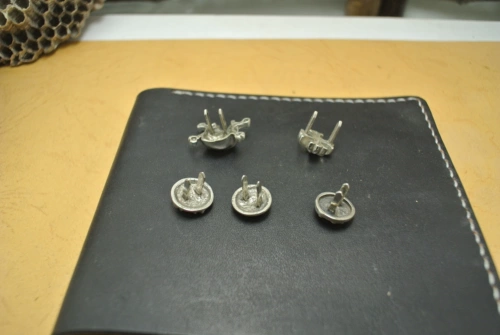 Медная небольшая сумка, серебряные аксессуары, маленький ремень, аксессуар