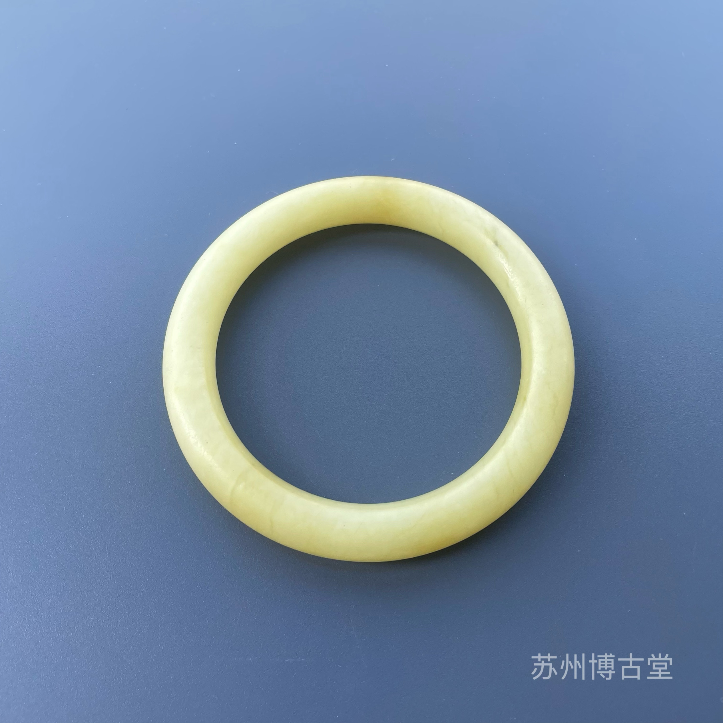 товар из китая 传世老包浆清代民国黄玉手镯老玉首饰玉雕玉器老物件真品保真保老