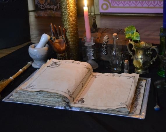 Pages㊣American Handmade Special Limited Edition Vintage Witch Magic Pattern Made Old Parchment