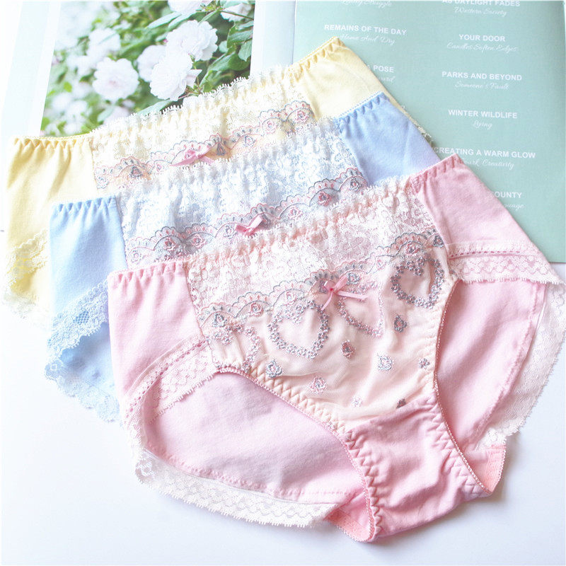 Full 49 yuan foreign trade Japanese small fresh embroidered flowers soft breathable cotton mid-waist women's underwear briefs